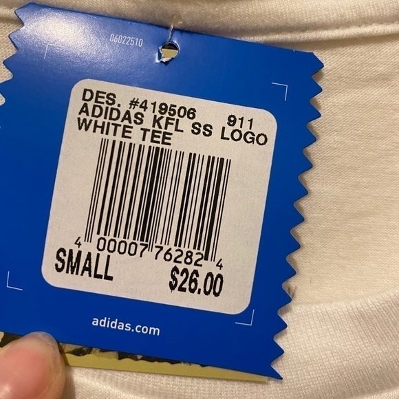 Adidas Classic Top Short Sleeve Pullover Crewneck T-Shirt Superstar Classic Logo - Picture 2 of 4